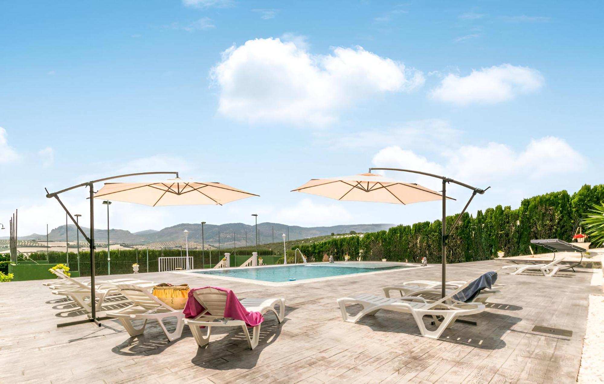 Villa Carmela Баэна Экстерьер фото
